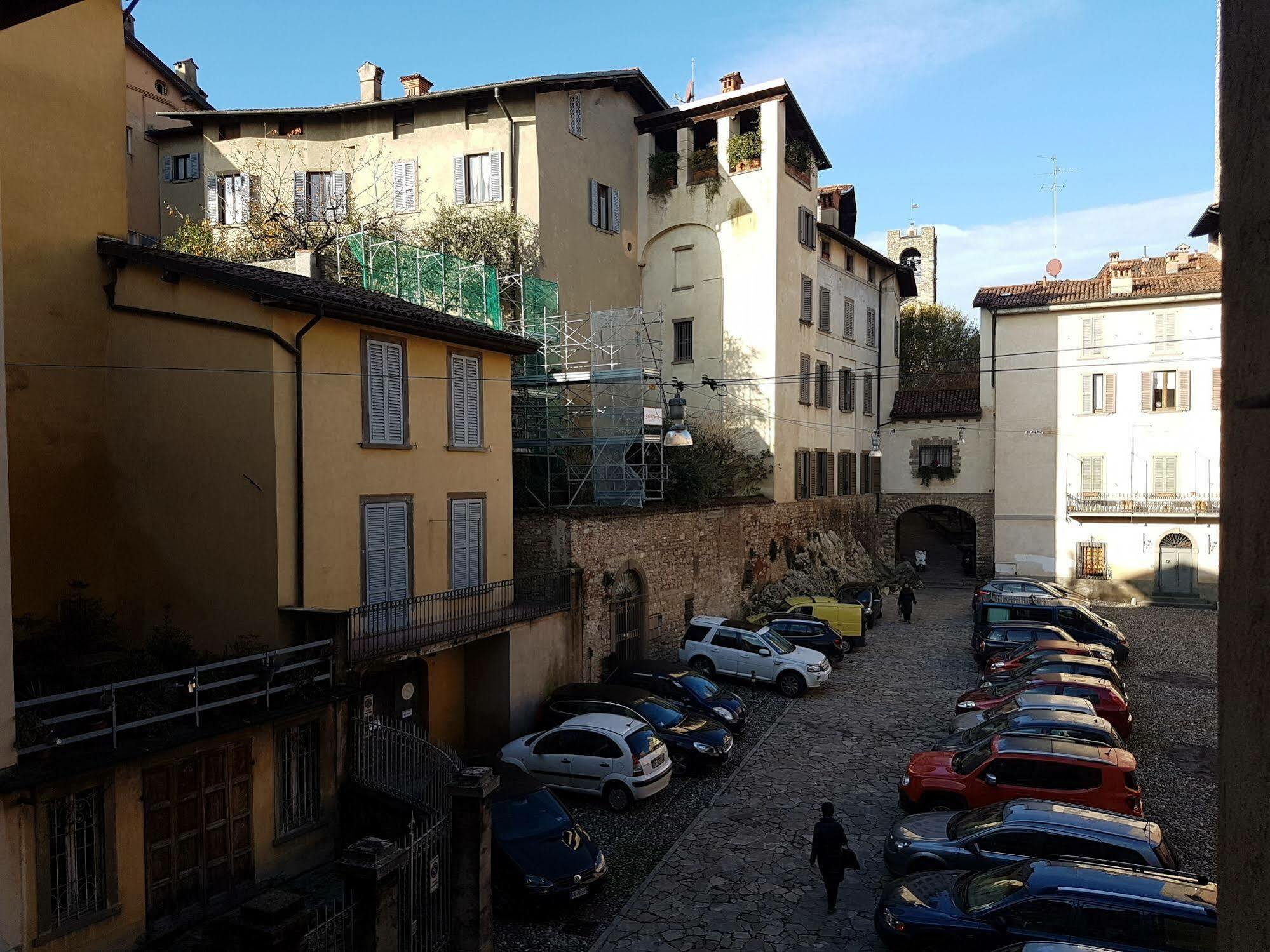 Uptown B'N'B Bérgamo Exterior foto